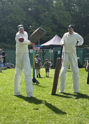 Stilt-walking-cricketers-004