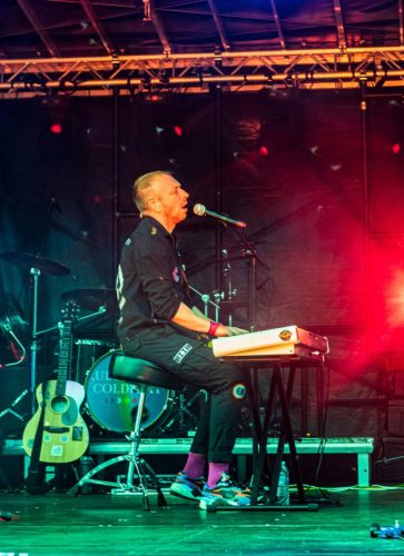 Ultimate-Coldplay-028